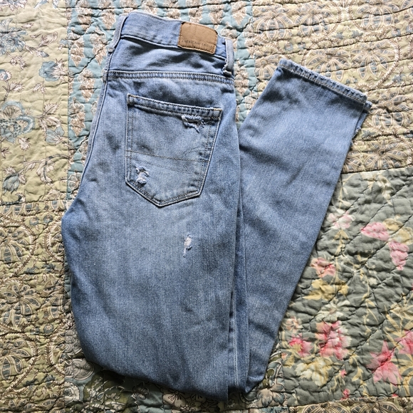 American Eagle Outfitters Ripped Mom Jeans Women's Size 00 Regular - Picture 1 of 10